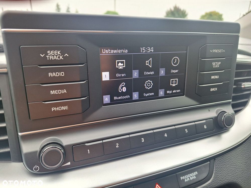 Kia Ceed - 22
