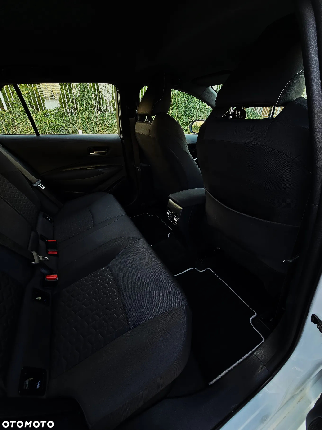 Toyota Corolla - 14