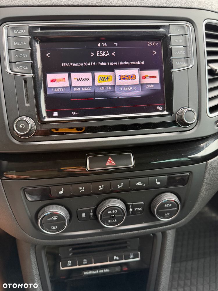 Volkswagen Sharan 2.0 TDI DSG BlueMotion Technology Ocean - 32