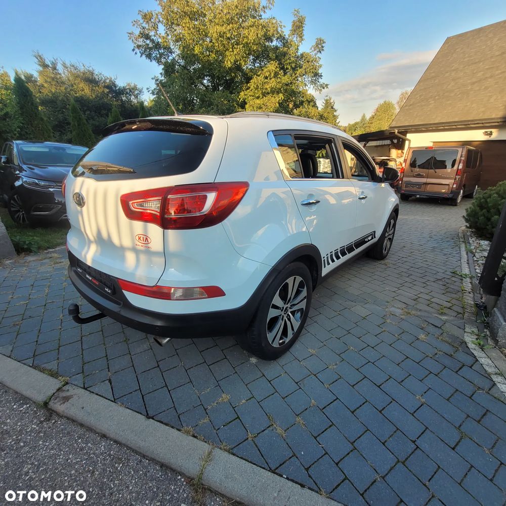 Kia Sportage 2.0 L 2WD - 11