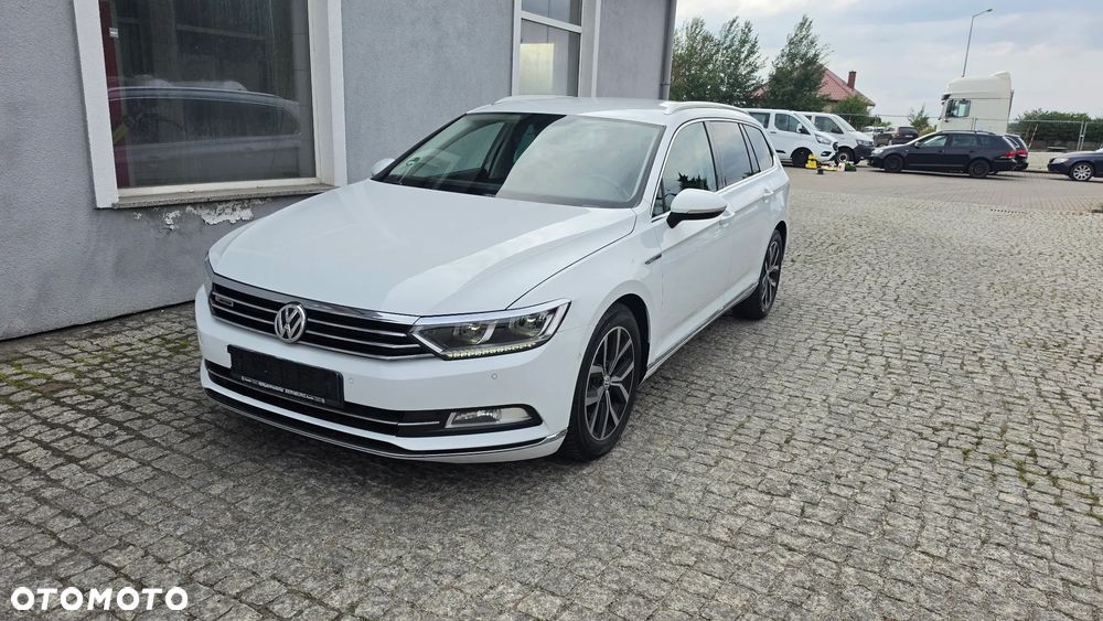 Volkswagen Passat 2.0 TDI SCR (BlueMotion Tech) 4Motion D Highline - 1