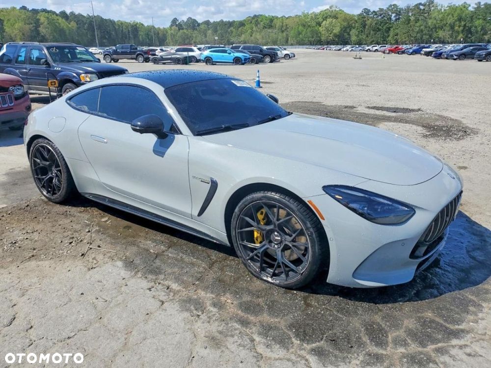 Mercedes-Benz AMG GT - 5