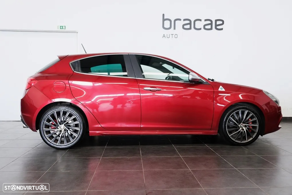 Alfa Romeo Giulietta 1750 TBi Quadrifoglio Verde - 5