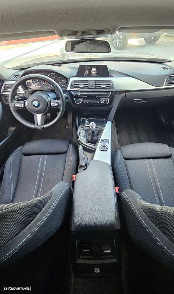 BMW 318 d Touring Pack M - 12