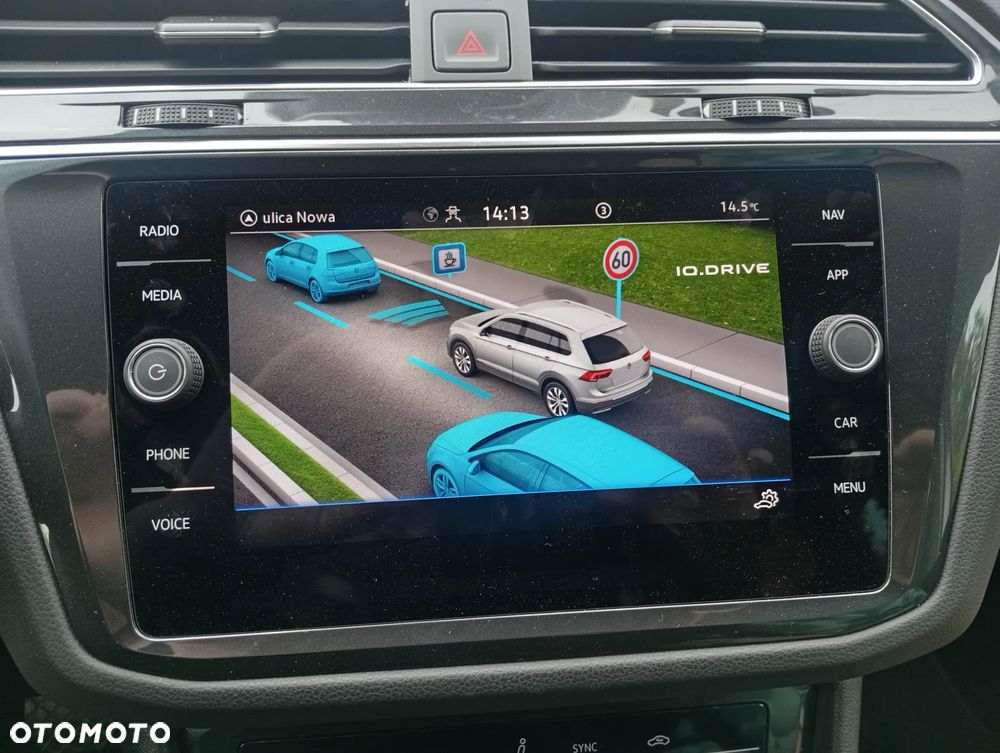 Volkswagen Tiguan 2.0 TDI SCR DSG Elegance - 32