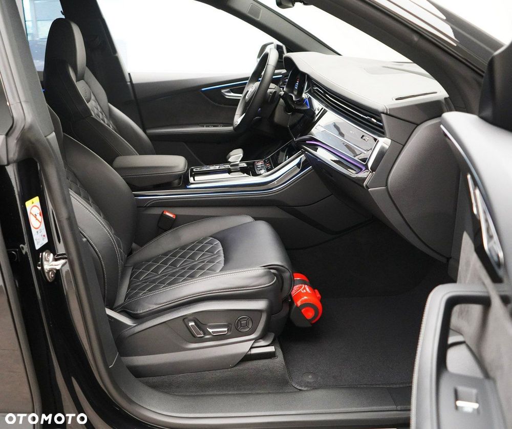 Audi SQ8 - 17