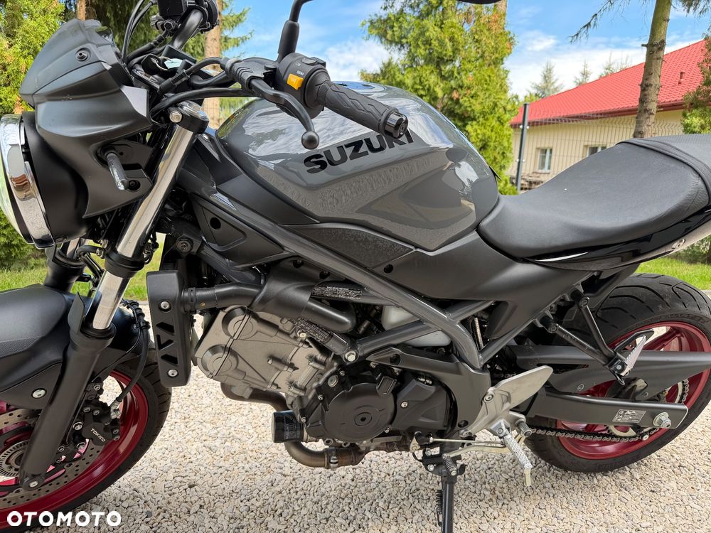 Suzuki SV - 10