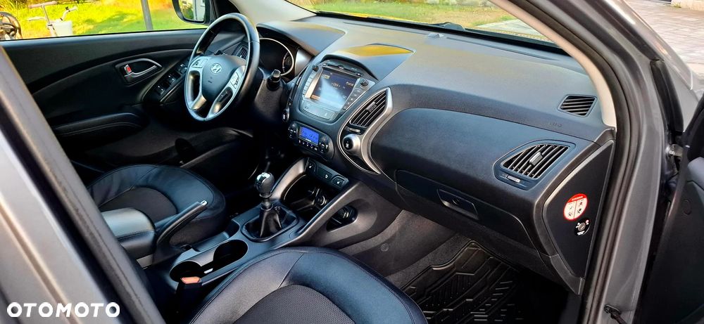 Hyundai ix35 2.0 CRDi Premium 4WD - 23