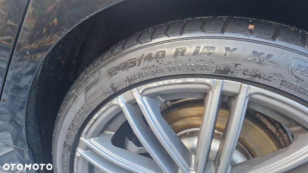 BMW Seria 5 520d Touring Luxury Line - 38