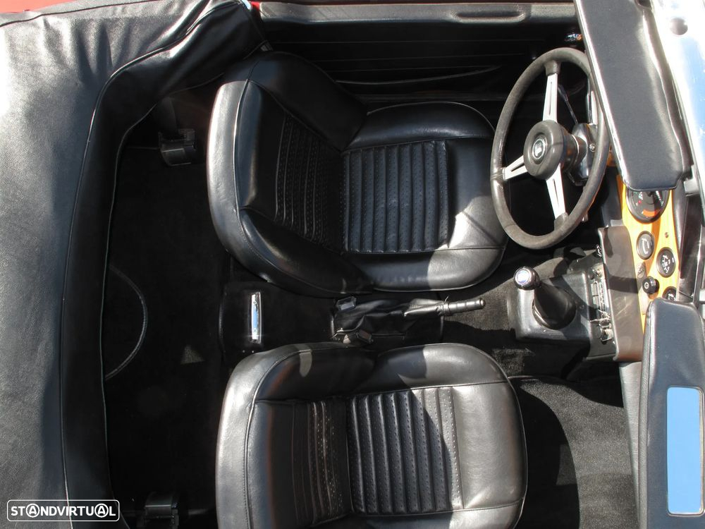 Triumph TR6 - 15