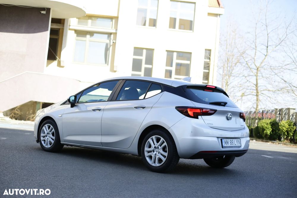 Opel Astra 1.6 D (CDTI) Start/Stop Innovation - 17