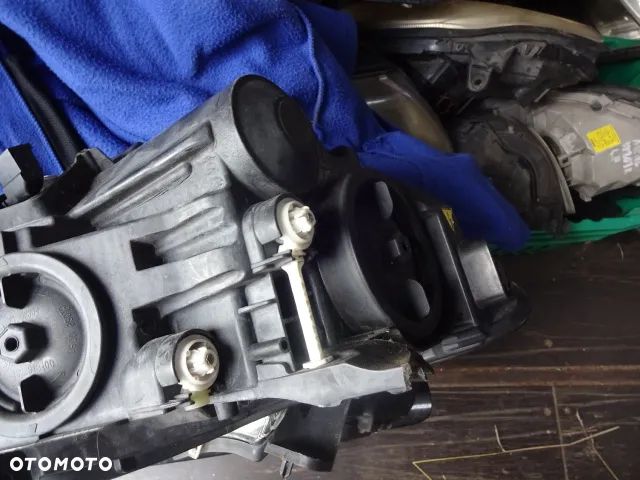 Lewa lampa Bi-xenon Audi A6 C7 lift 4G0941005F - 7