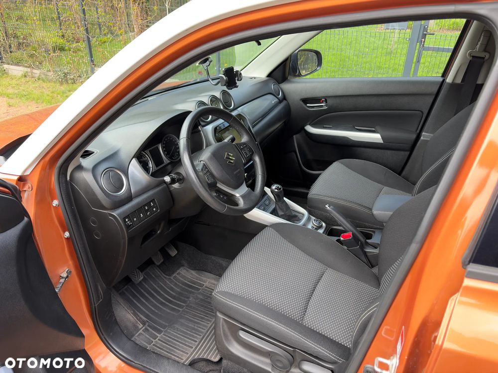 Suzuki Vitara 1.6 Premium 4WD - 12