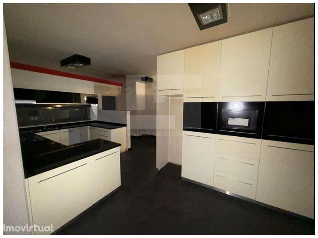 Moradia Isolada T4 em Moimenta da Beira - Grande imagem: 3/47