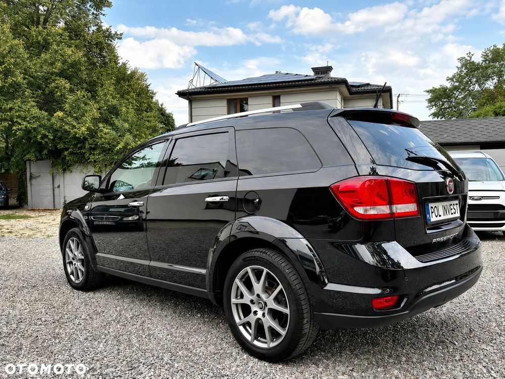 Fiat Freemont 2.0 Multijet Lounge AWD - 4