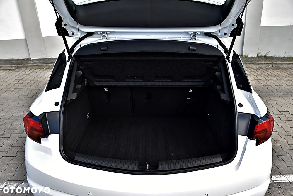 Opel Astra 1.2 T GS Line S&S - 14