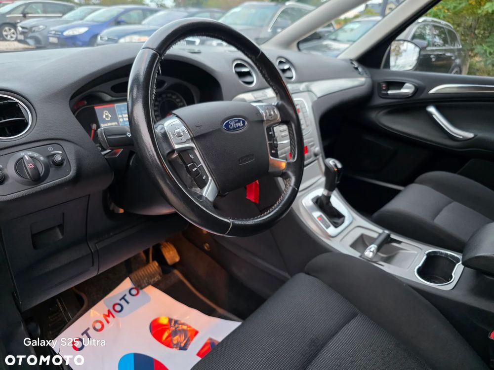 Ford S-Max - 29
