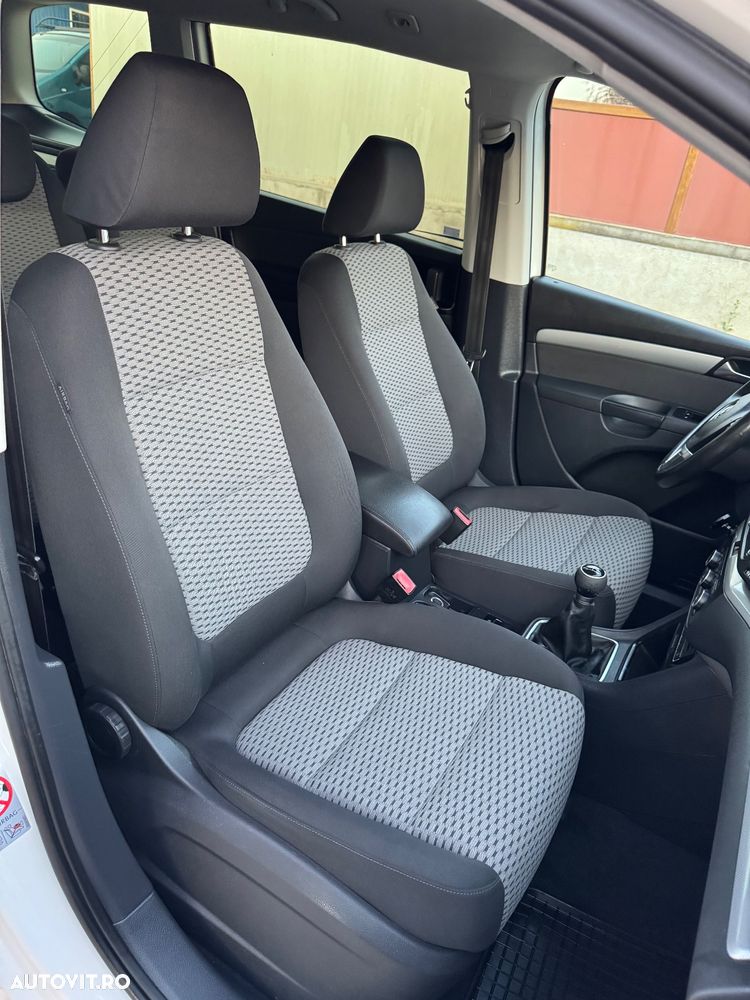Volkswagen Sharan 2.0 TDI Comfortline - 24