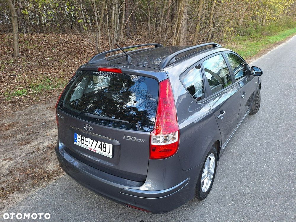 Hyundai i30 1.4 FIFA WM Edition - 27