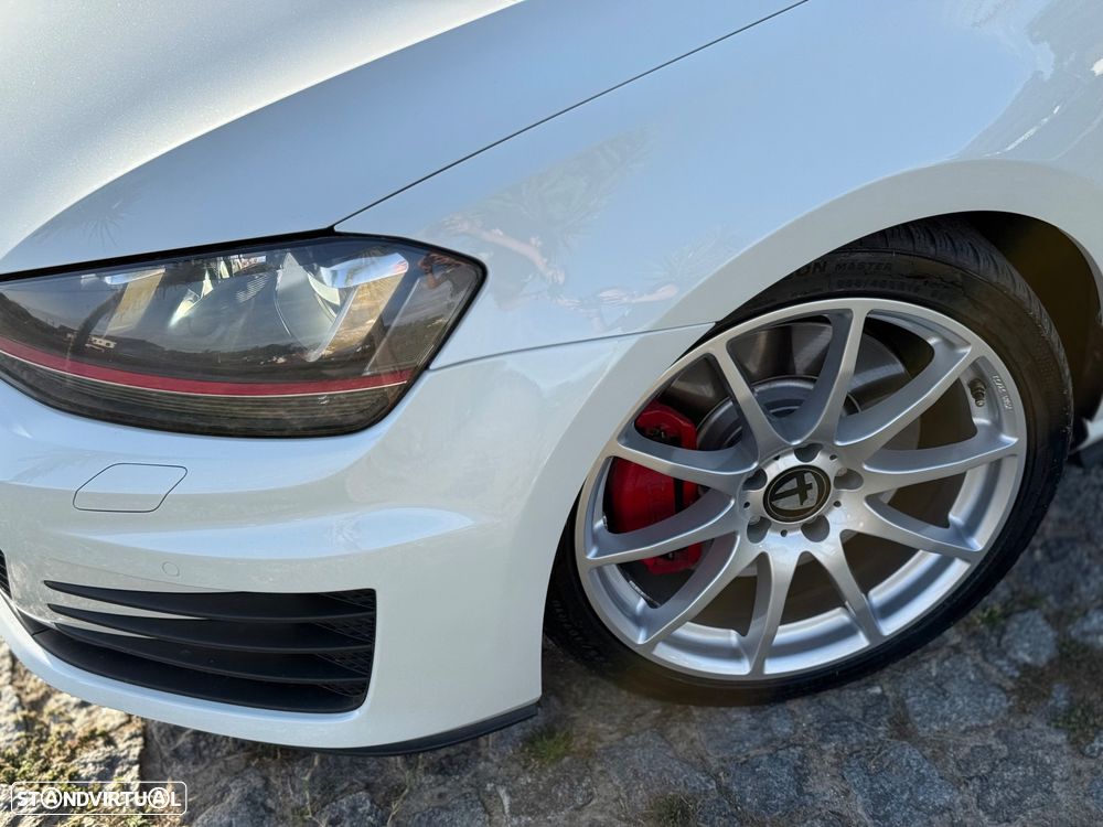 VW Golf 2.0 TSi GTi DSG Performance - 4