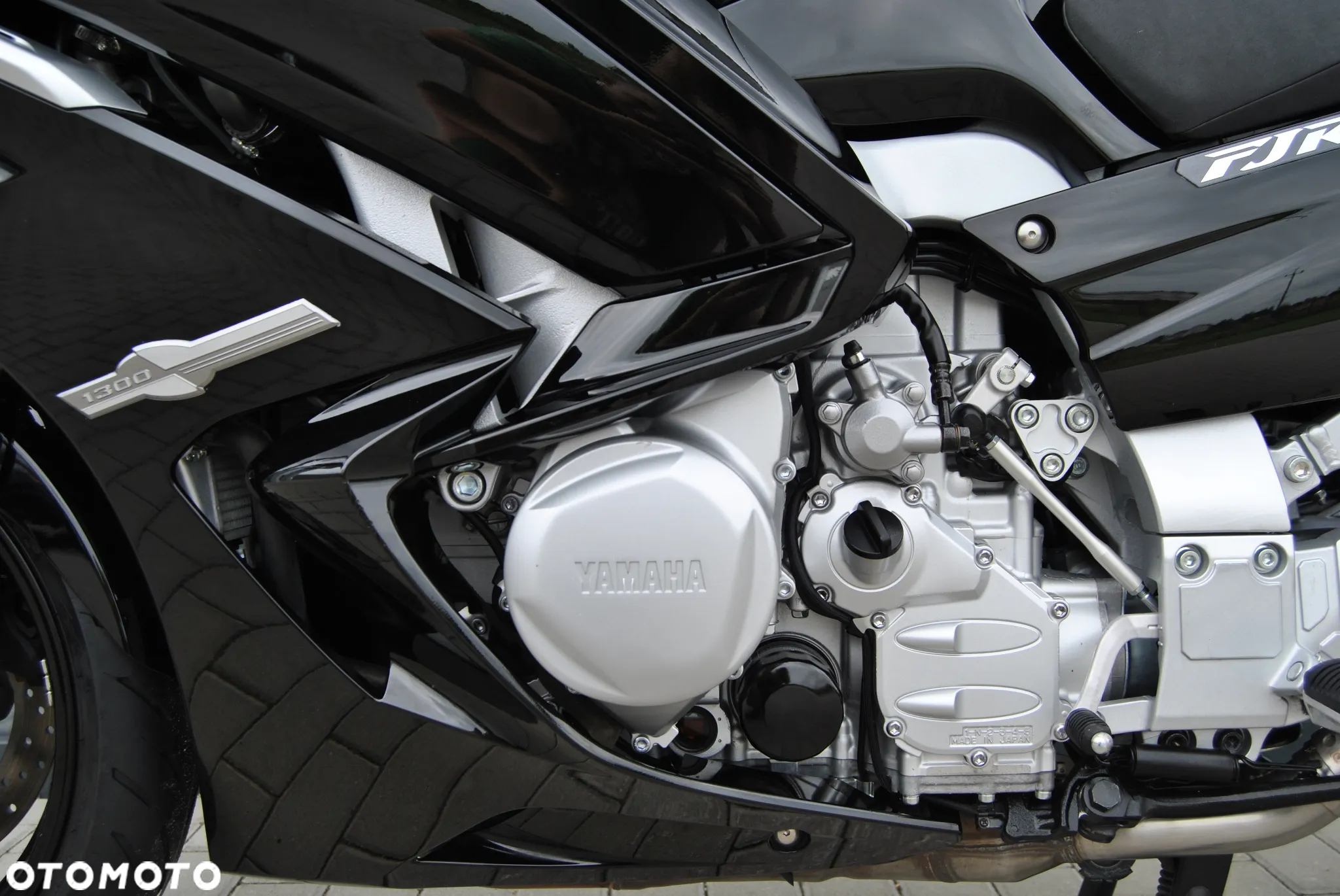 Yamaha FJR - 10