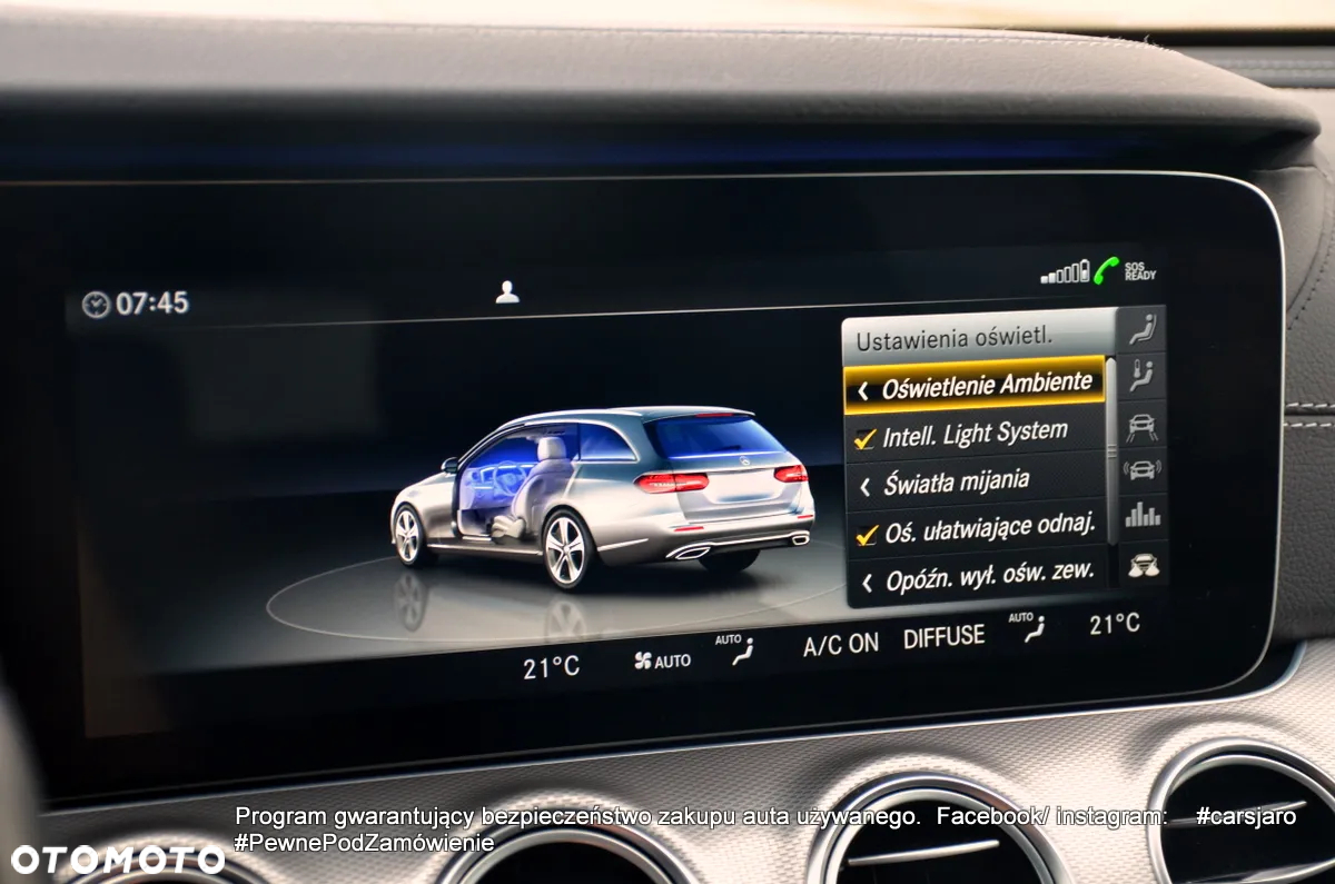 Mercedes-Benz Klasa E 220 d 4Matic T 9G-TRONIC Exclusive - 28
