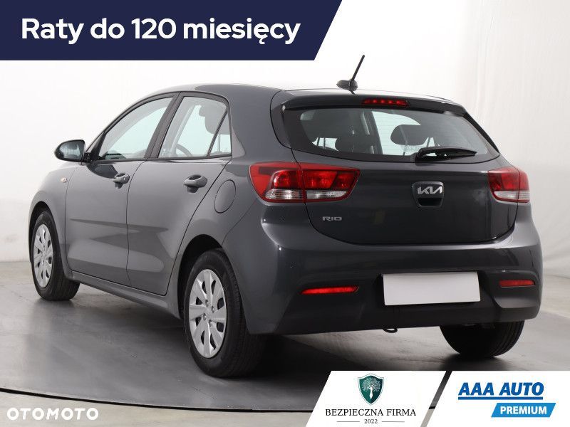 Kia Rio - 5