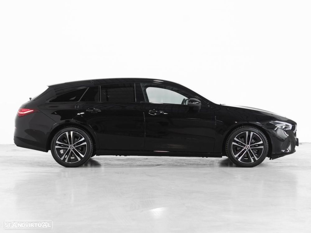 Mercedes-Benz CLA 180 Shooting Brake 7G-DCT - 2