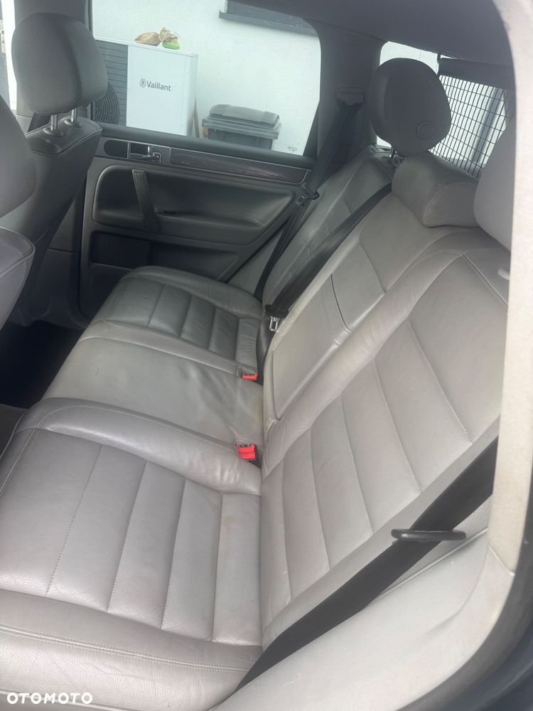 Volkswagen Touareg - 11