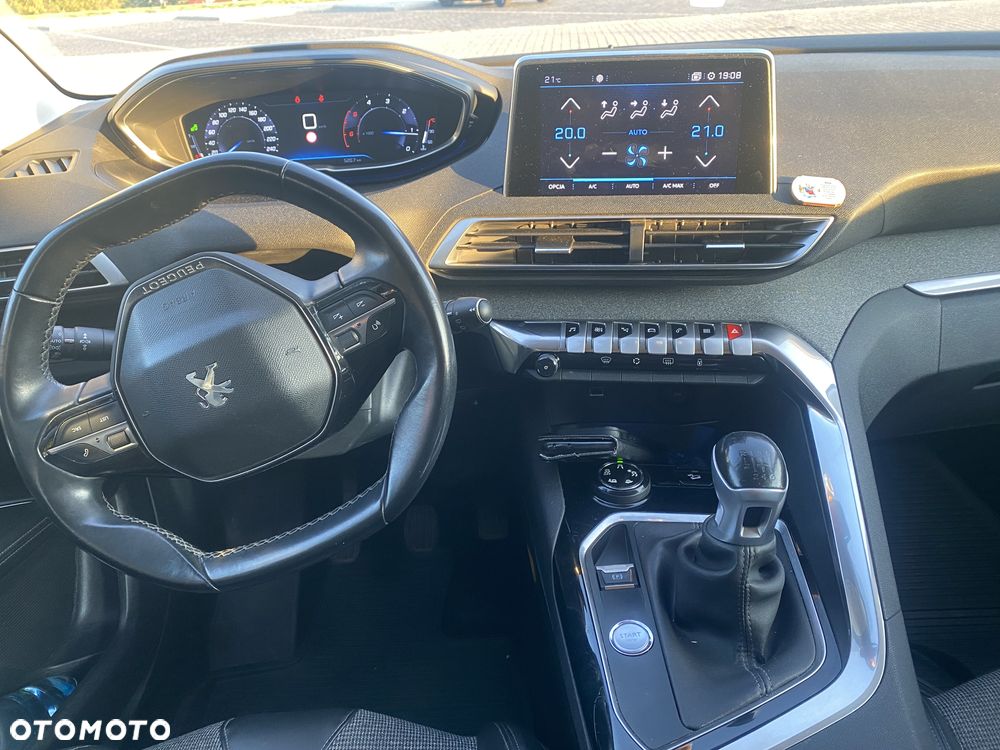 Peugeot 3008 Diesel Premium - 11