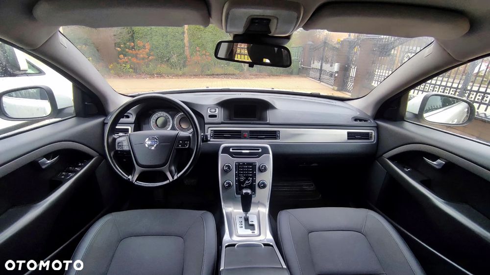 Volvo V70 D5 AWD Kinetic - 2