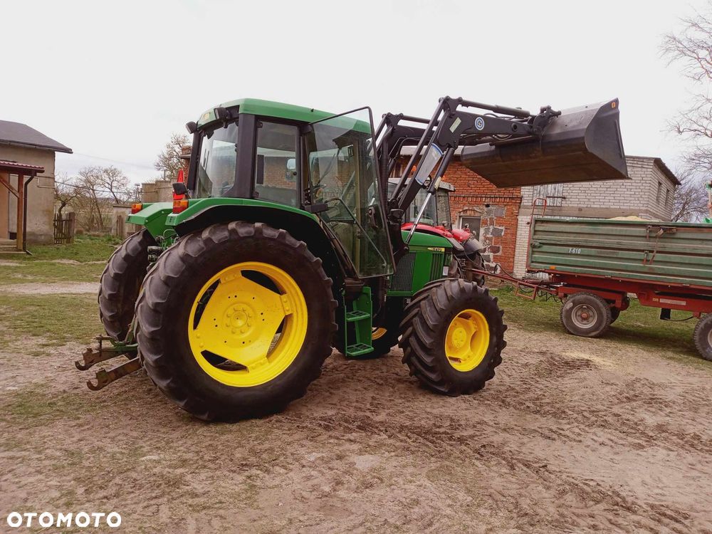 John Deere John Deere 6210 , ROK 2001, - 1