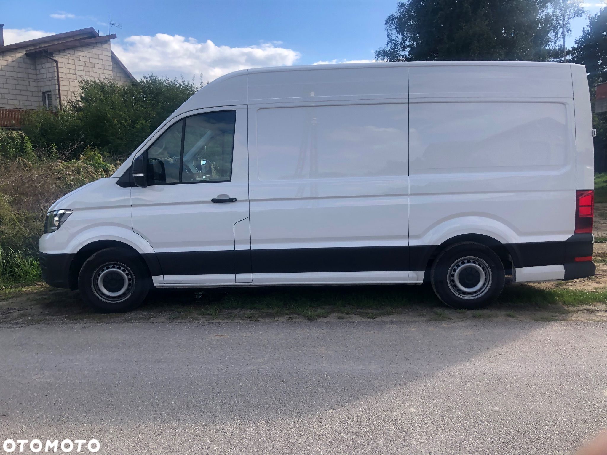 Volkswagen Crafter - 1