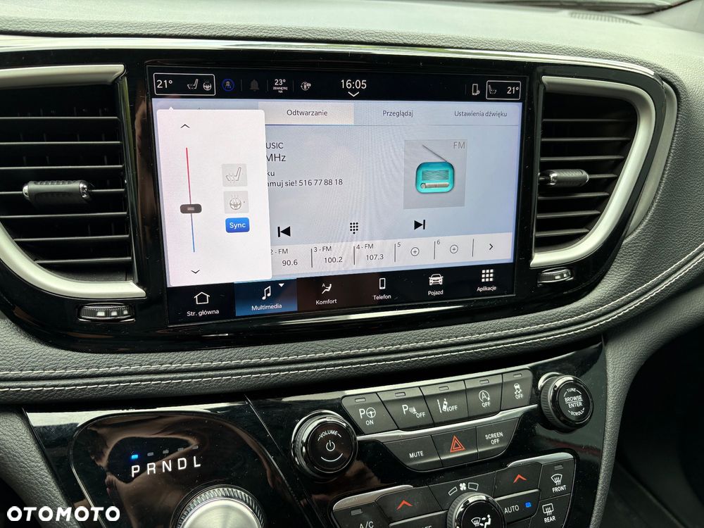 Chrysler Pacifica - 27