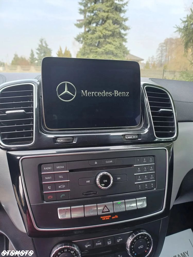 Mercedes-Benz GLE - 20
