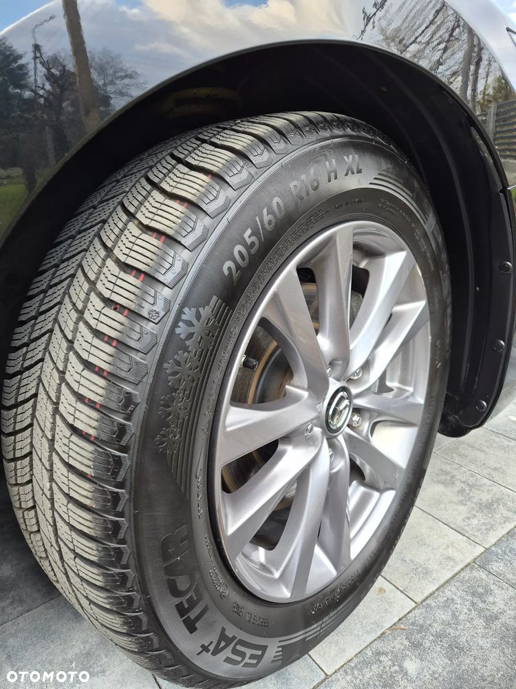 Mazda 3 SKYACTIV-G 2.0 M-Hybrid SELECTION - 39