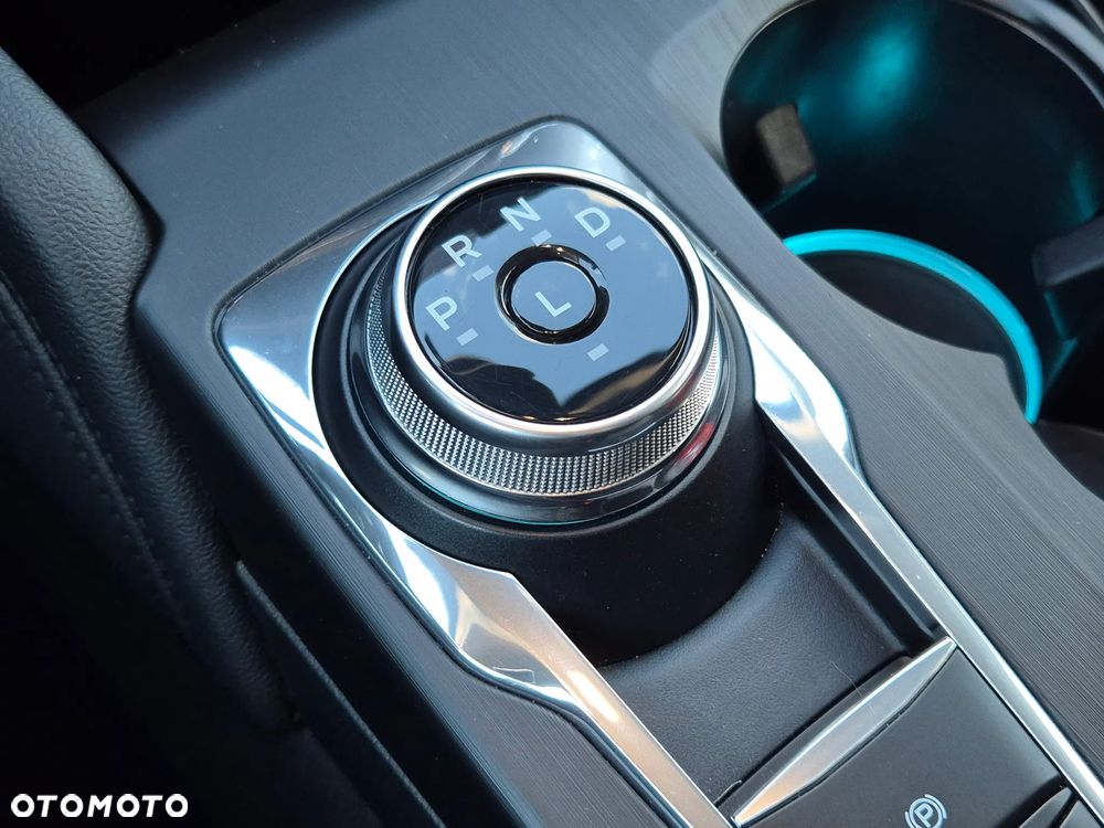 Ford Kuga 2.5 FHEV FWD Titanium X - 26