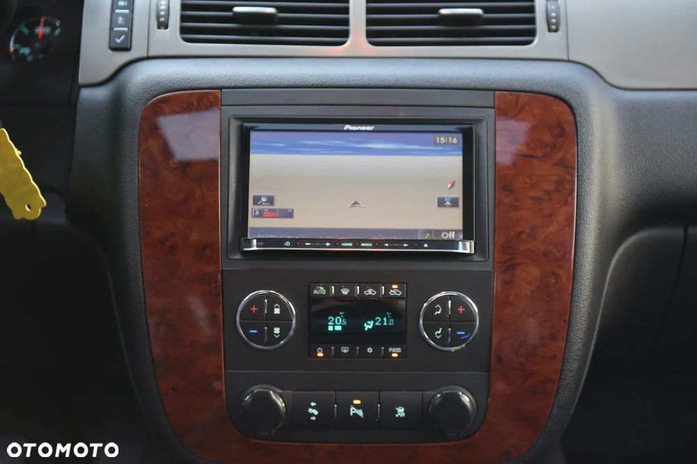 Chevrolet Avalanche - 25
