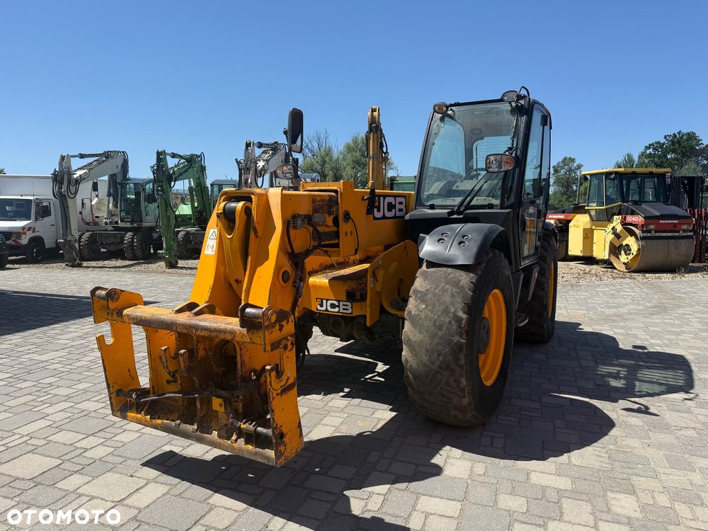 JCB 550-80 AGRI PLUS - 4