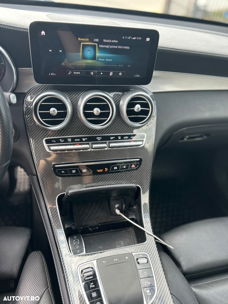 Mercedes-Benz GLC - 12