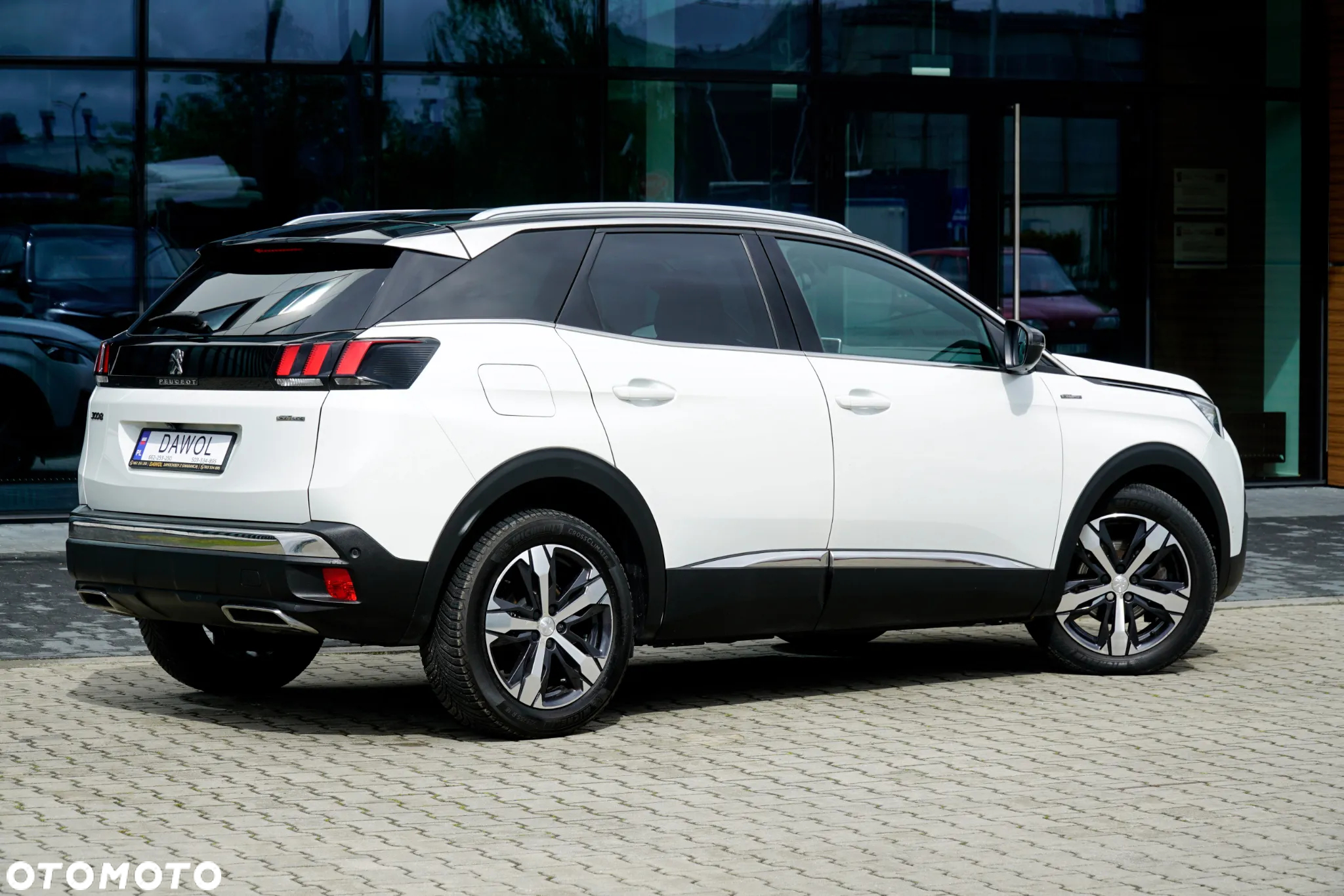 Peugeot 3008 1.5 BlueHDi GT S&S - 16