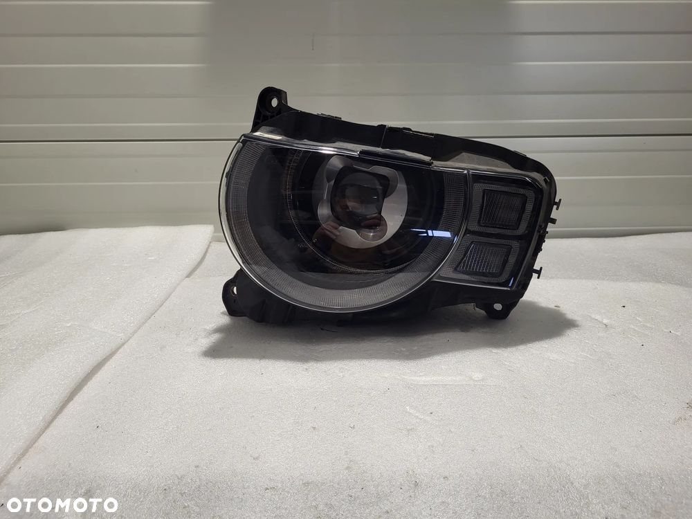 Land Rover Defender MATRIX LED PRZÓD STRONA LEWA L8B213W030HG - 1