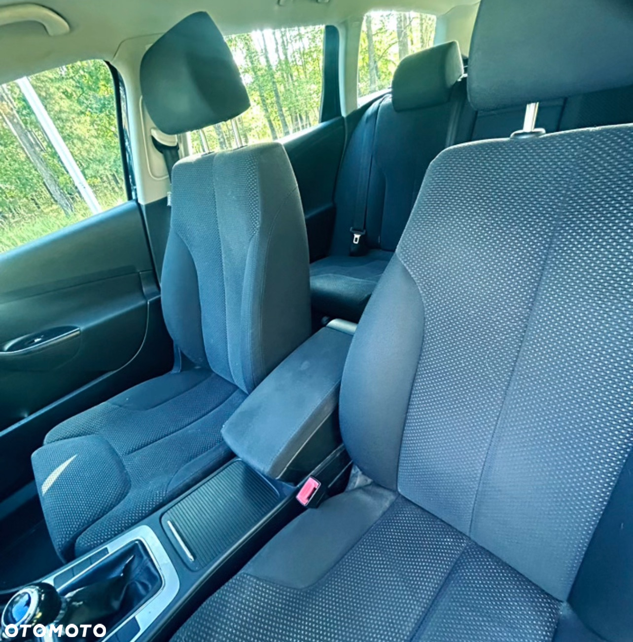 Volkswagen Passat 1.9 TDI Highline - 7