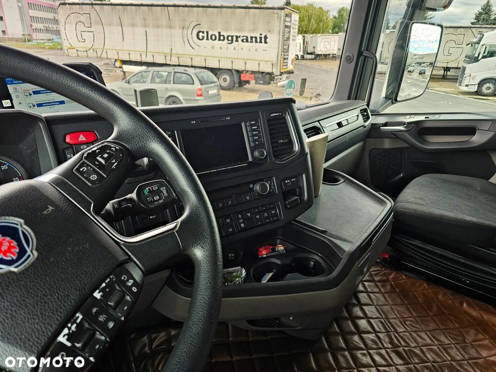 Scania R450 LOW DECK / MEGA - 12