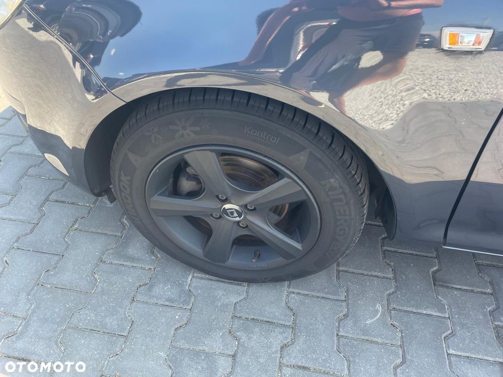 Opel Corsa 1.4 16V Innovation - 14