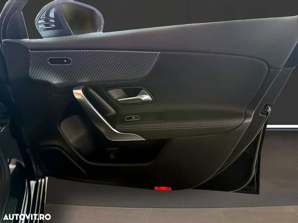 Mercedes-Benz A 200 7G-DCT Progressive - 16