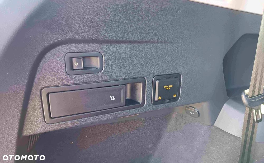 Volkswagen Tiguan Allspace - 17