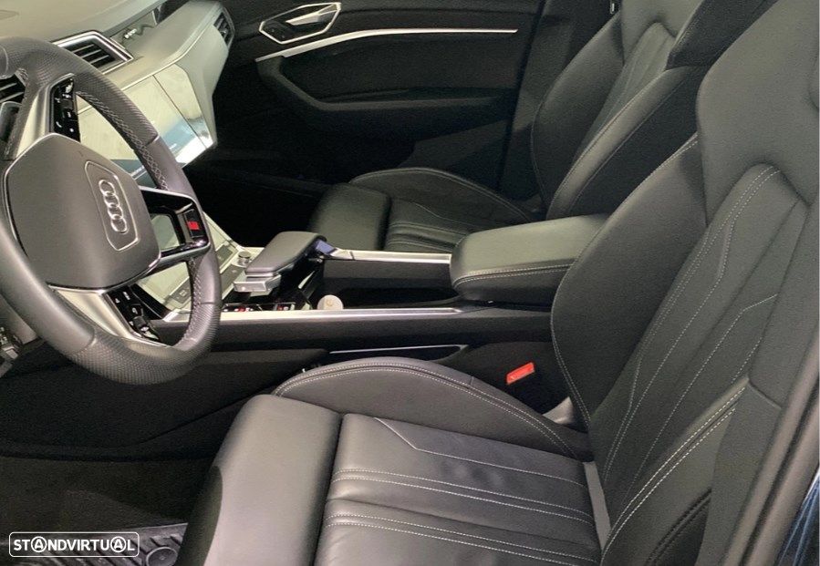 Audi Q8 e-Tron 50 quattro S line - 26