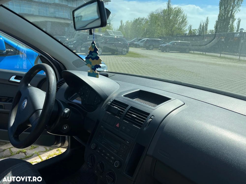Volkswagen Polo - 14