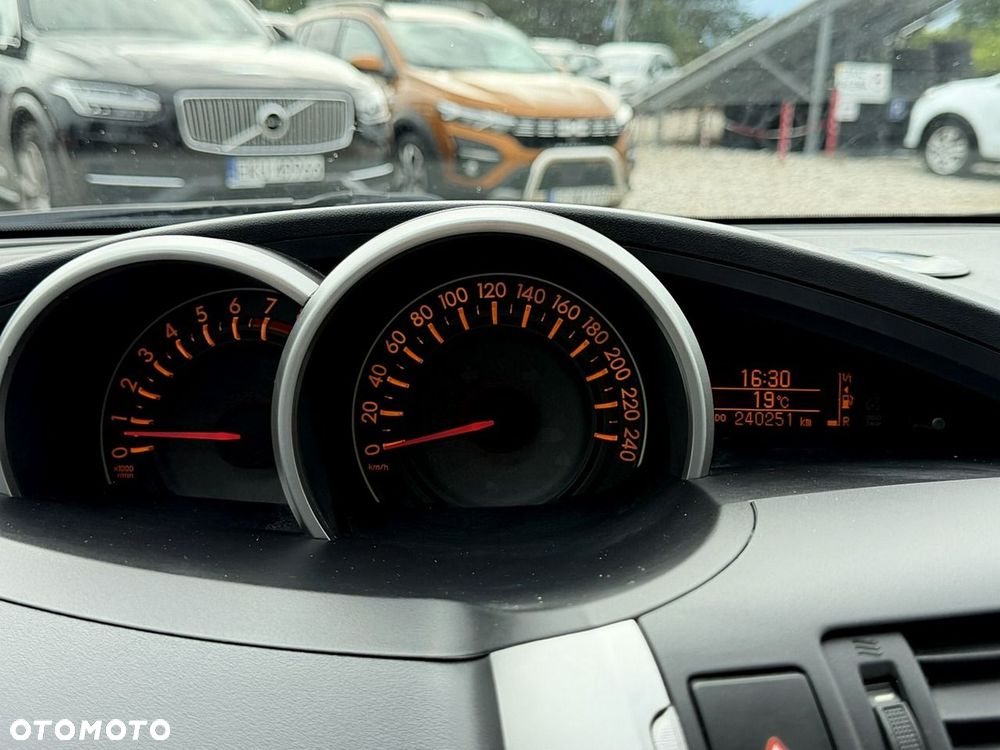 Toyota Verso - 16